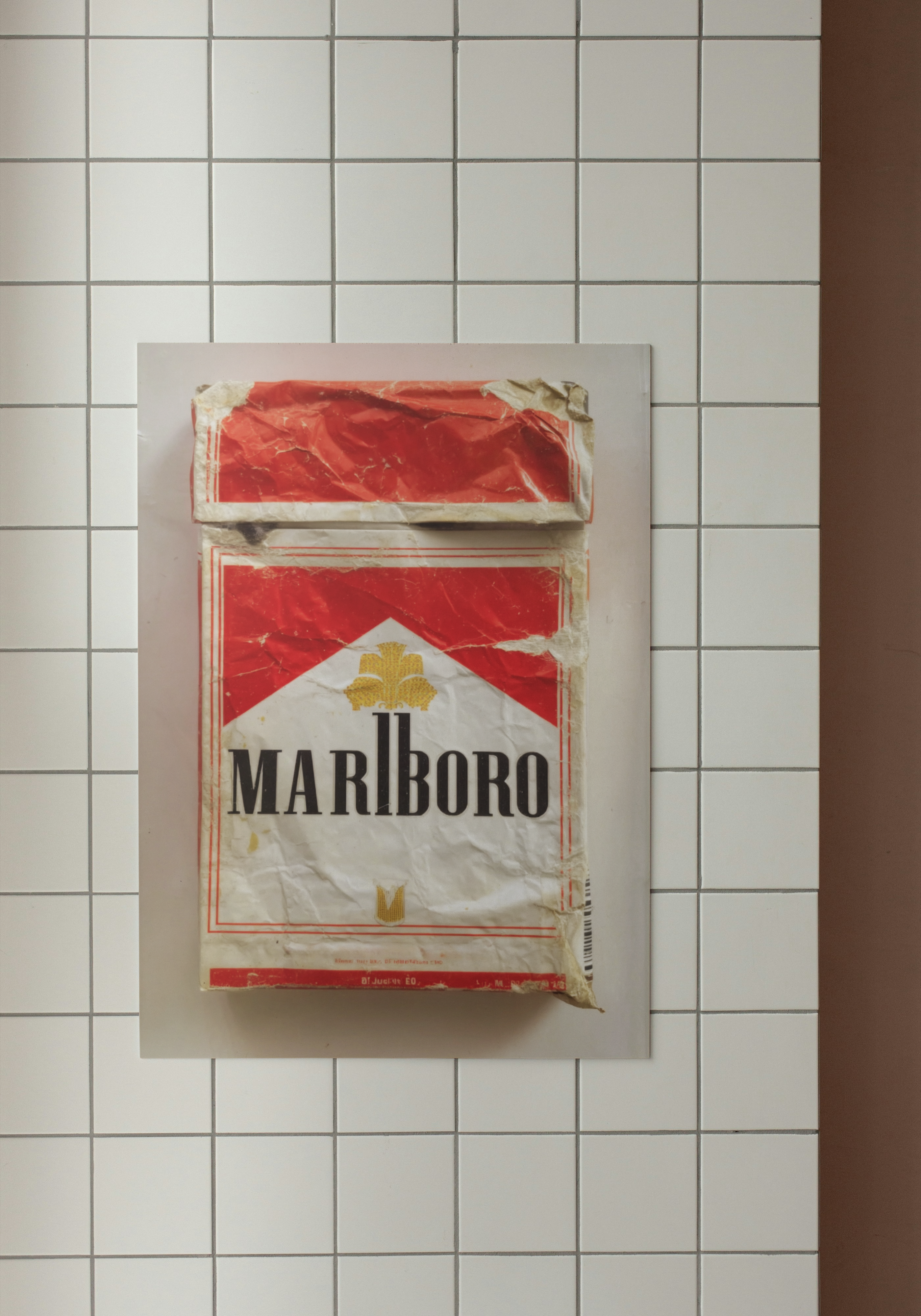 Marlboro Pack – Retro Cigarette Print